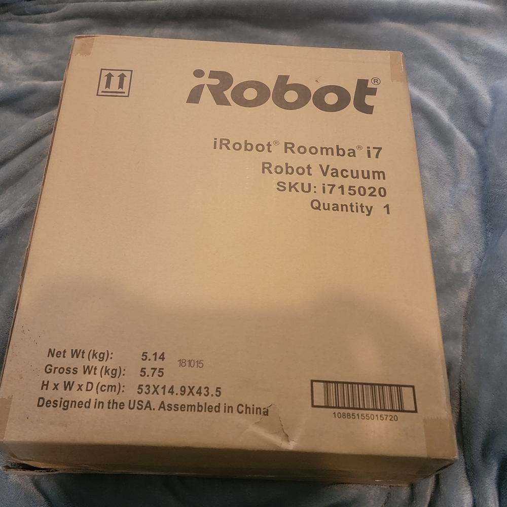 iRobot Roomba i7 Robot Vacuum